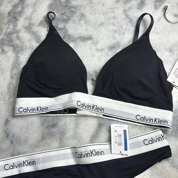 Calvin Klein Modern Cotton Lightly Lined Triangle Bralette & thong size X-Large - Picture 2 of 6
